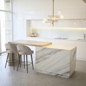 j. Calvo Taburete modelo Lara